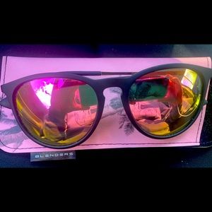 COPY - Blenders sunglasses